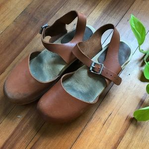 Leather Clogs